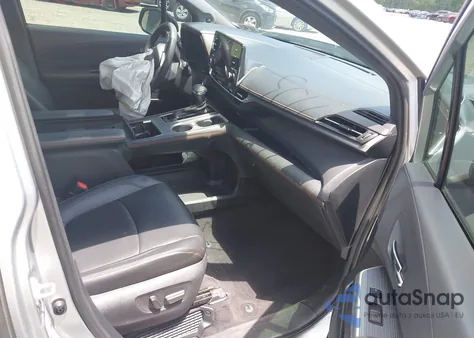 2021 Toyota Sienna Xse from USA, damaged, VIN 5TDDSKFC1MS026604